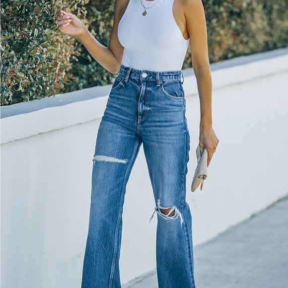 High rise distressed raw hem jeans - Picture 5 of 6